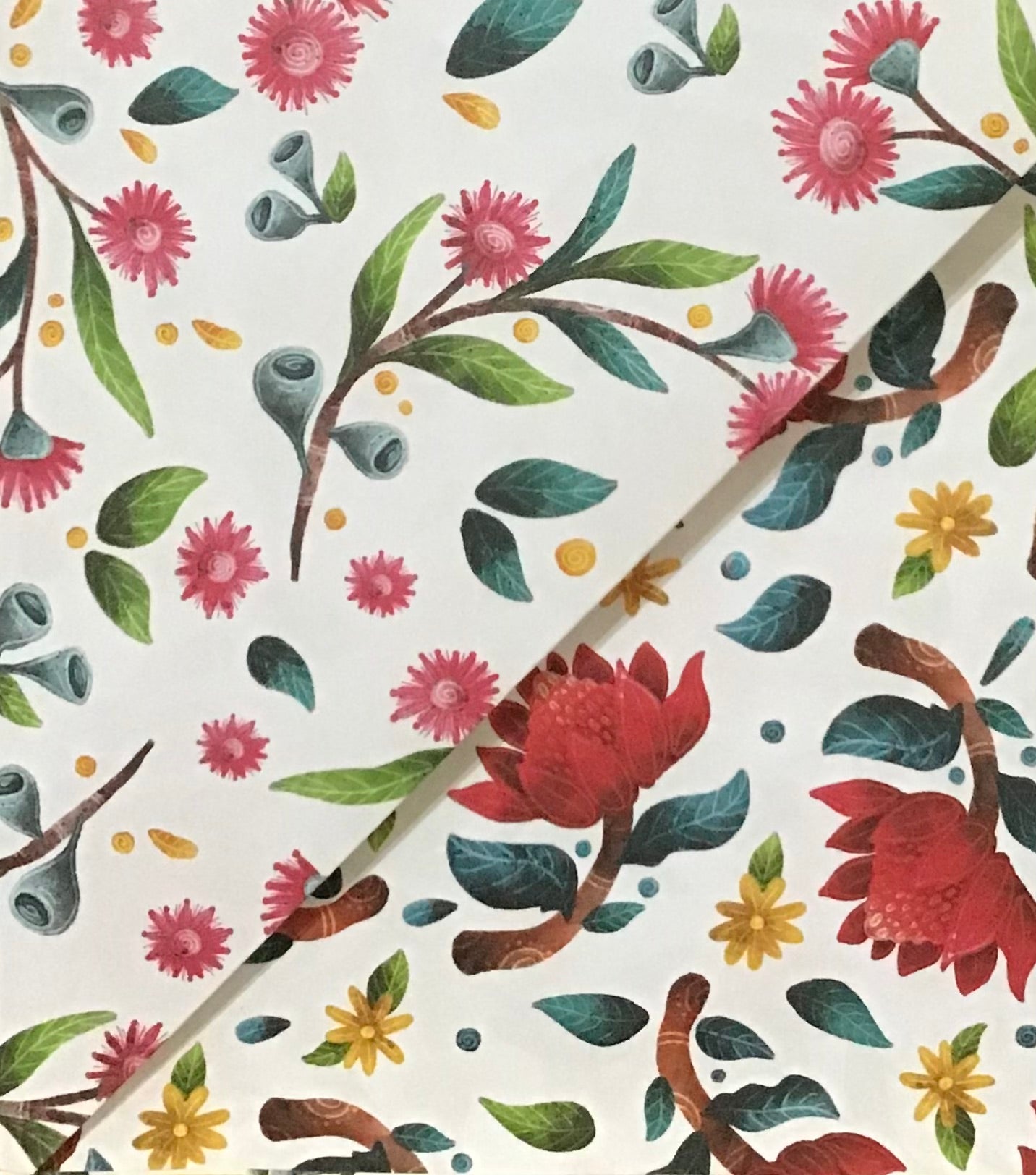 Koala Collection Wrap D/S - 2x Gum Blossoms/Waratahs - 69x49 cm