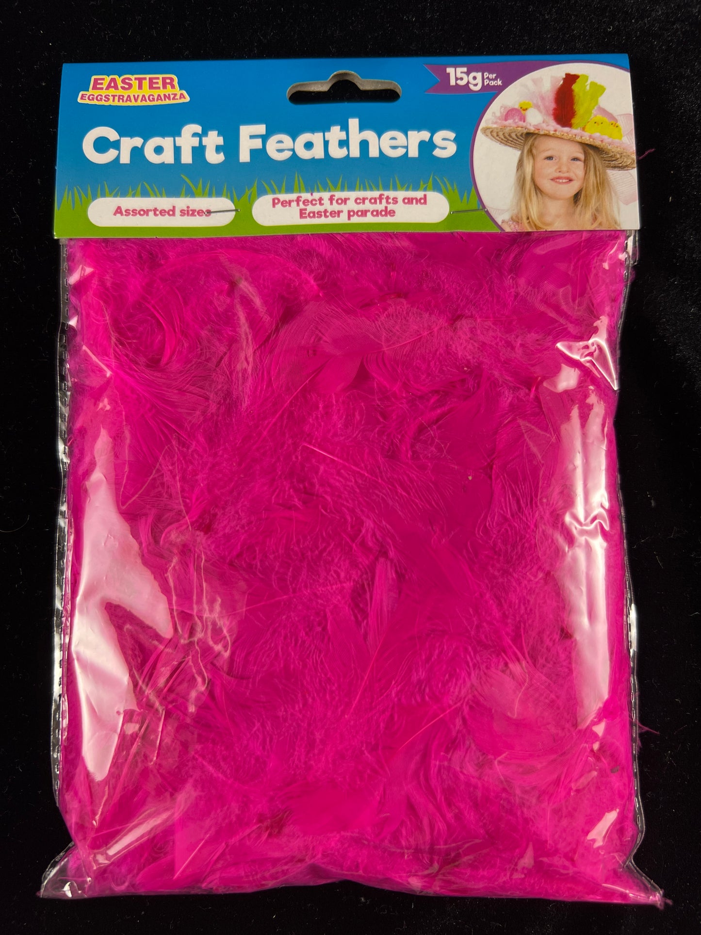 Craft Feathers - Bright Pink - Assorted sizes - 15g per pack