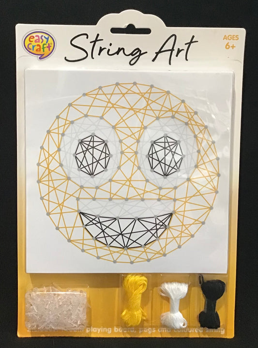 String Art - Emoji - 15cm x 15cm - Makes 1