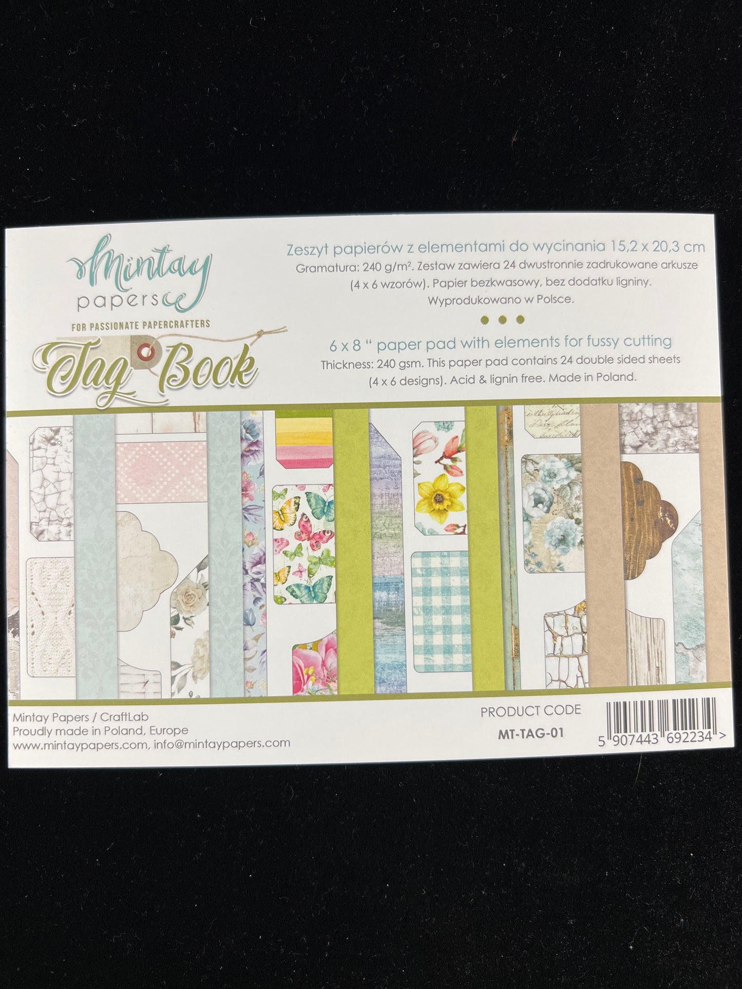 Tag Book - 24x Double sided sheets - 15.2x20.4cm