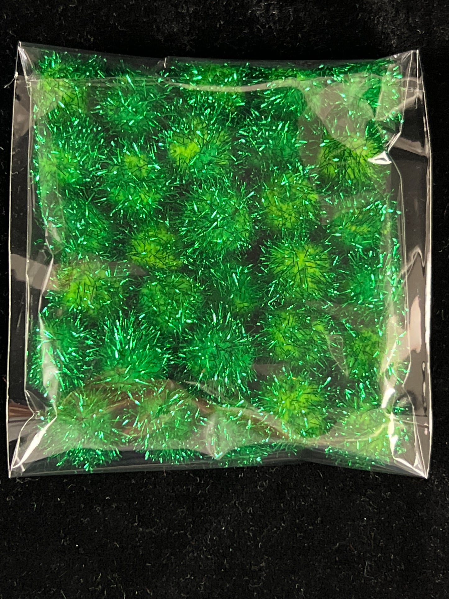 Tinsel Glitter Pom Poms - Green - Pack of 30 - Size 20mm